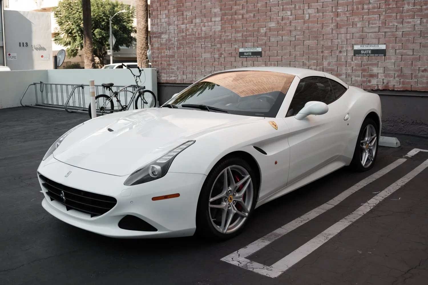 Drive the Dream: Luxury Car Rental in Las Vegas